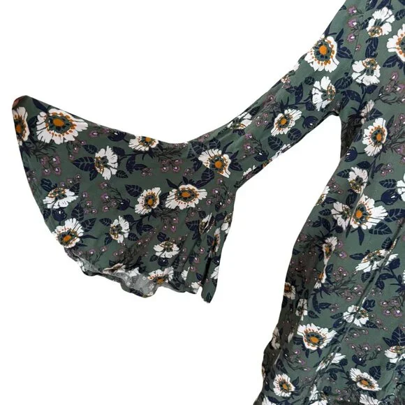 Free People Magic Mystery Tunic Floral Bell Sleeve V-Neck Dress Size L - Picture 4 of 8